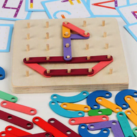 Puzzle Montessori din lemn cu litere și forme